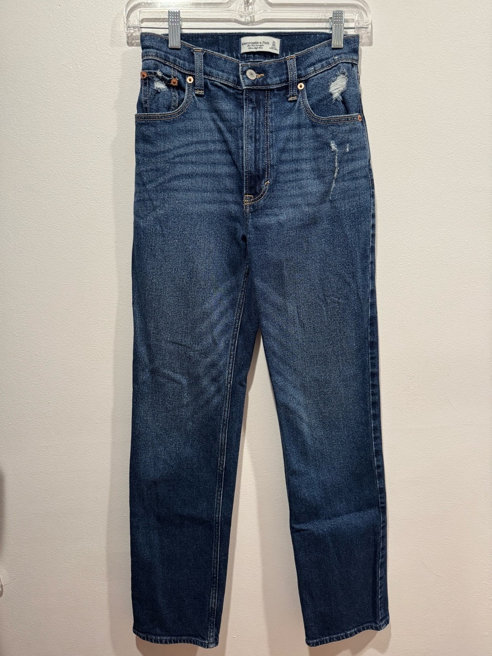 Abercrombie & Fitch The 90s Straight Ultra High Rise Jeans